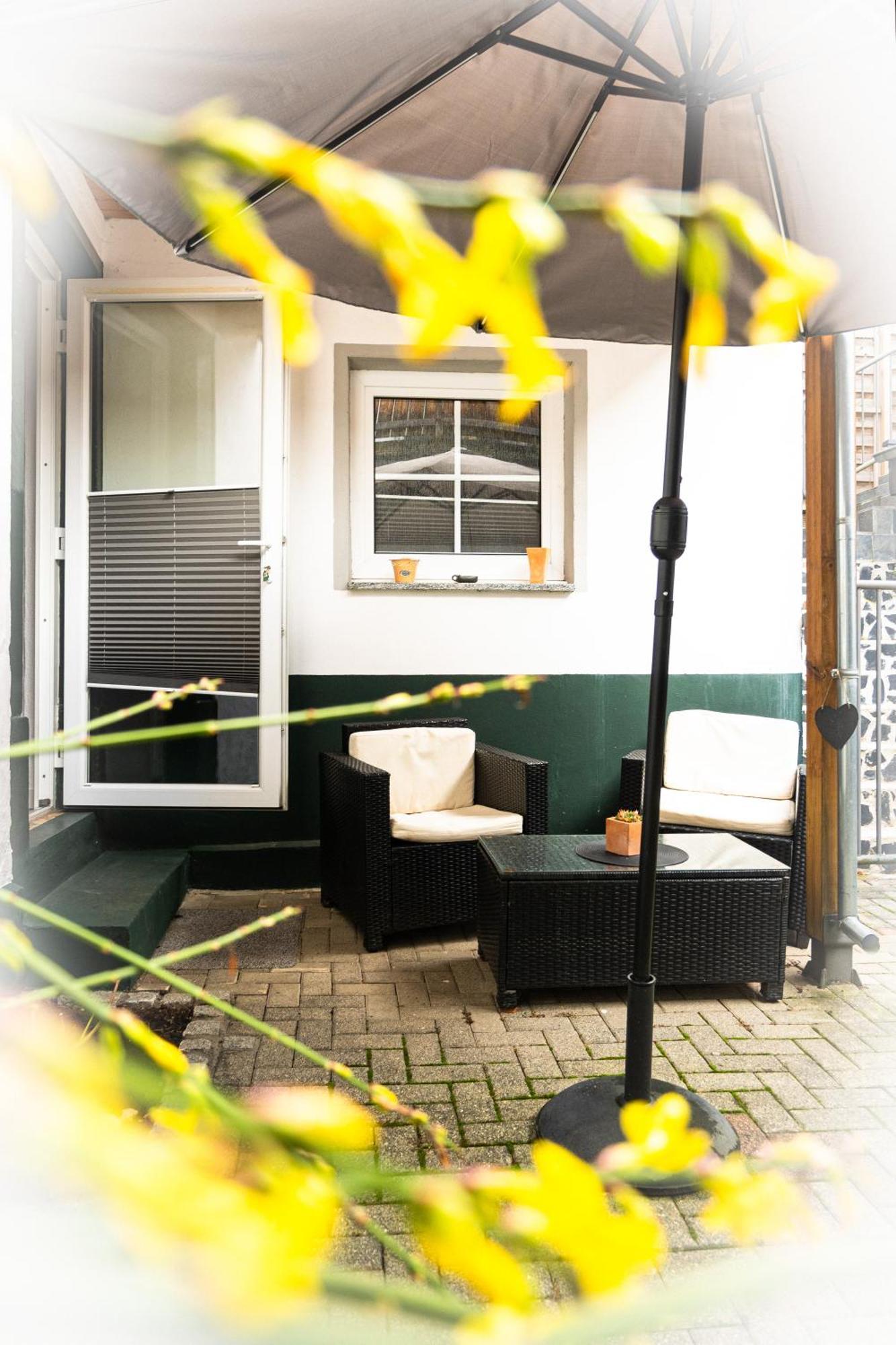 Ferienwohnung & Apartment Am Steinbrunnen Brauneberg Extérieur photo